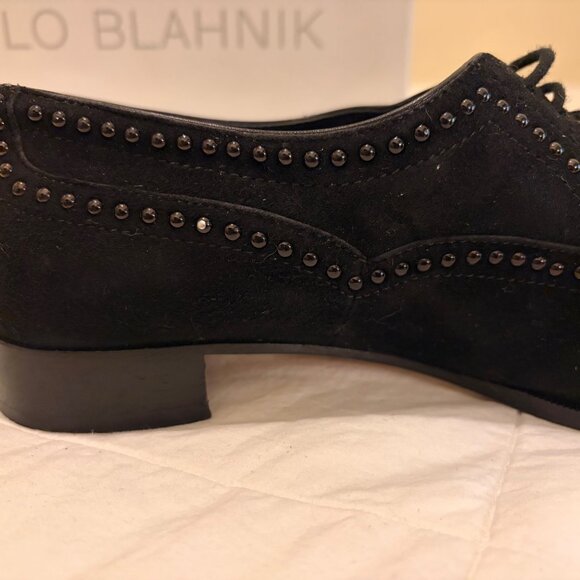 Manolo Blahnik studded Oxford brogues in black suede, authentic with box and tag - Picture 4 of 16